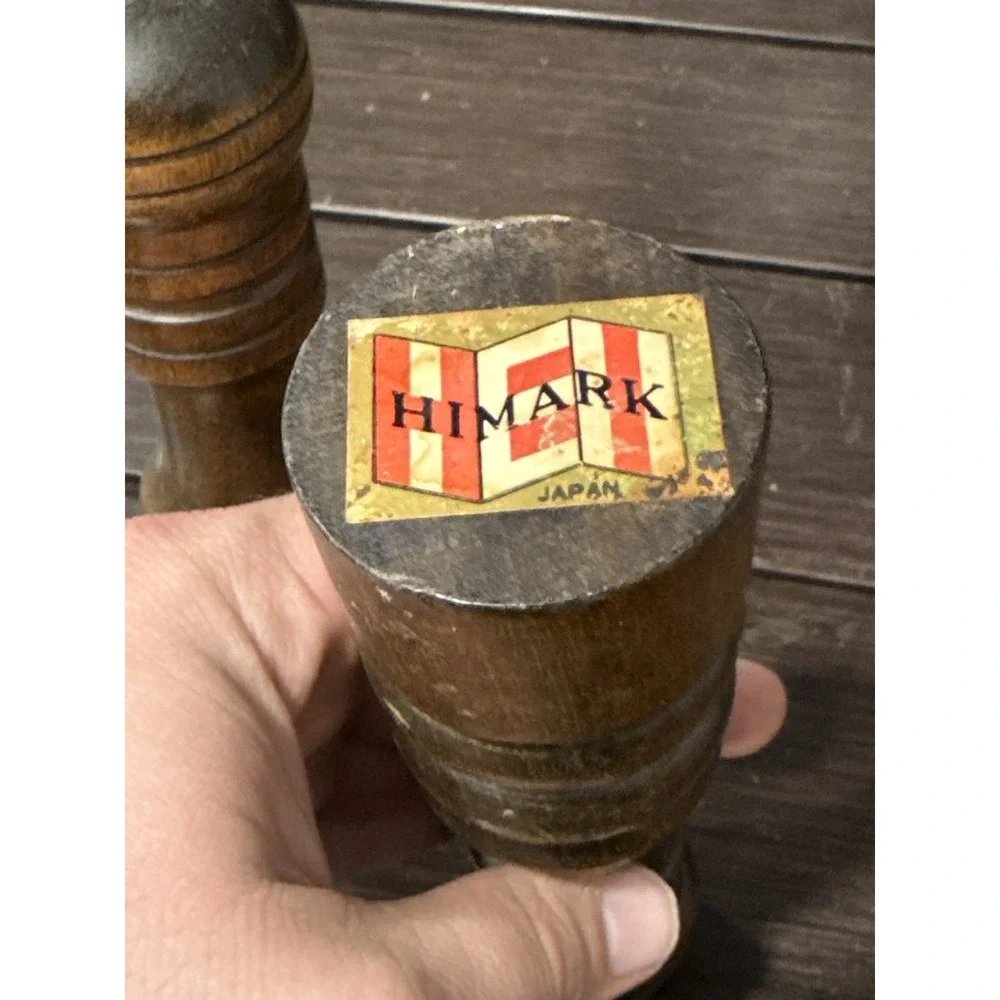Vintage made in Japan Himark Dark Wood Salt Shaker &‎ Pepper Mill Set, 7